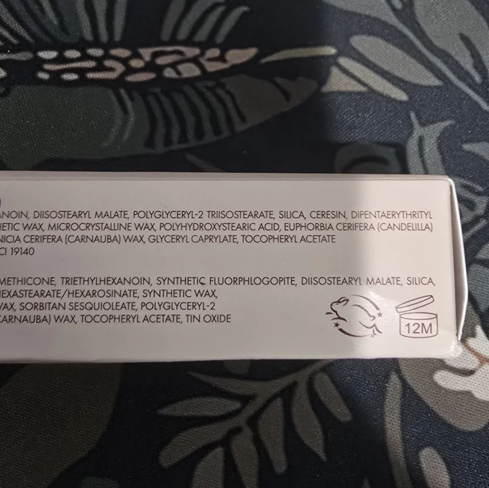 Wander Beauty On The Glow Blush and Illuminator Strawberry Fields 0.21oz New